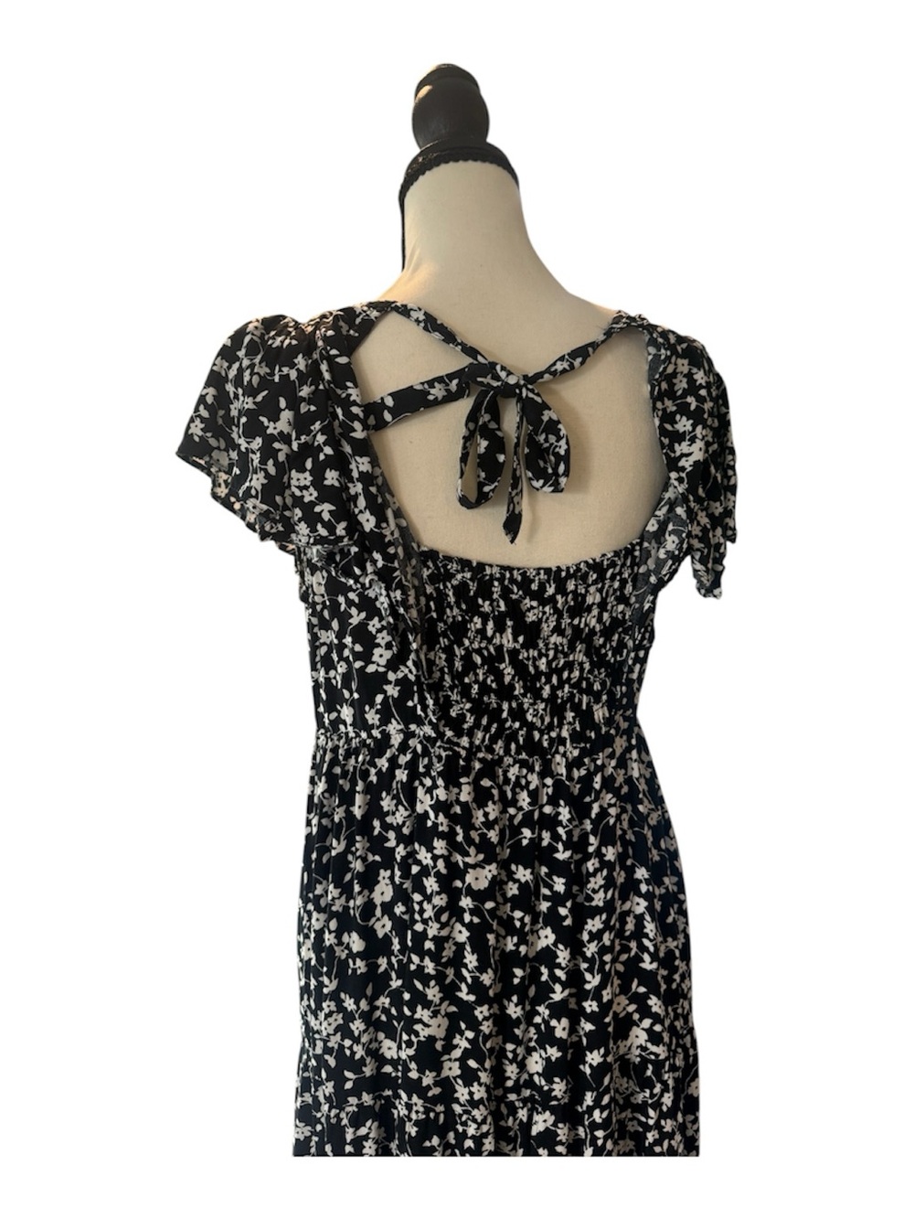Old Navy Black and White Floral Dress - Picture 6 of 7